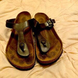 Birkenstock size 40 sandals like new. Womens.